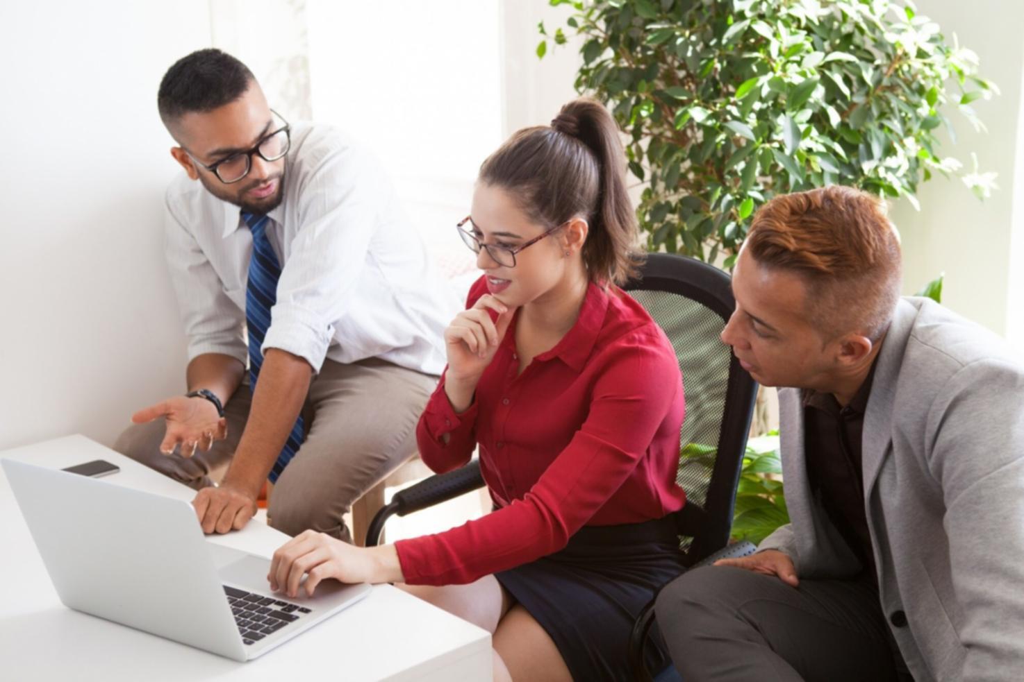 Moment de partage et discussion entre participants lors d'une session pelvarnix